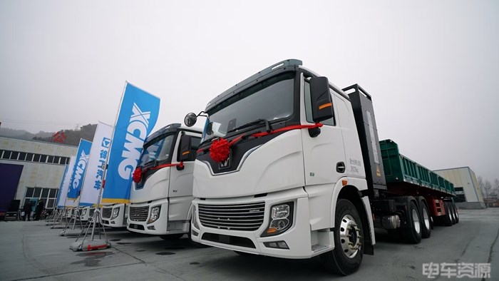 18万辆 2025年新能源沉卡能实现吗？？？？？？？